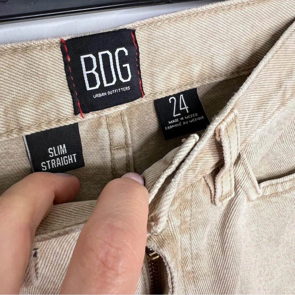BGD Slim Straight Mid Rise 100% Cotton Jeans In Cream Neutral Color E2‎